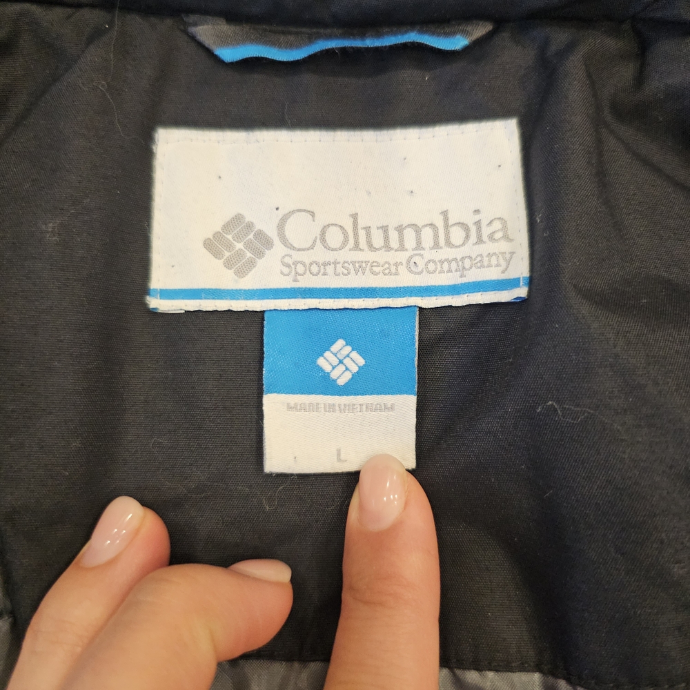 Columbia Men's Dark and Light Gray Water Resistant Winter Coat - Picture 11 of 11